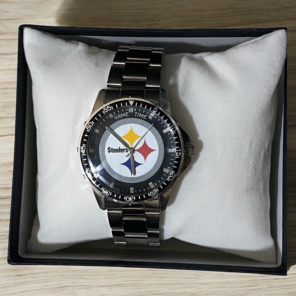 Pittsburgh Steelers Chronograph Team Watch Coach Series Silver Hardware PreOwned - Picture 9 of 9